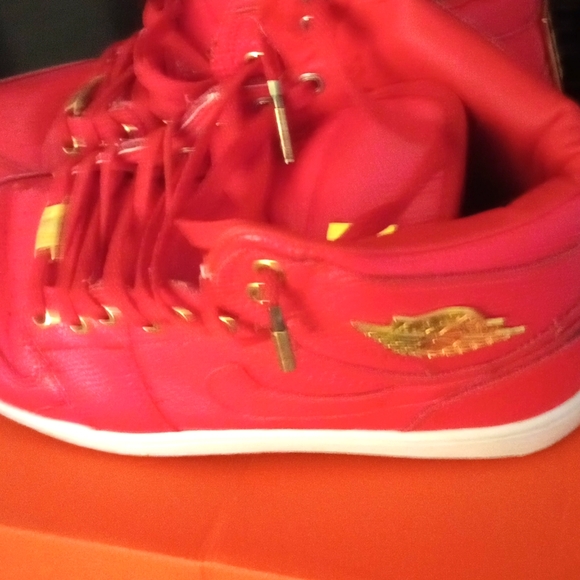 COPY - Jordan - Picture 1 of 4